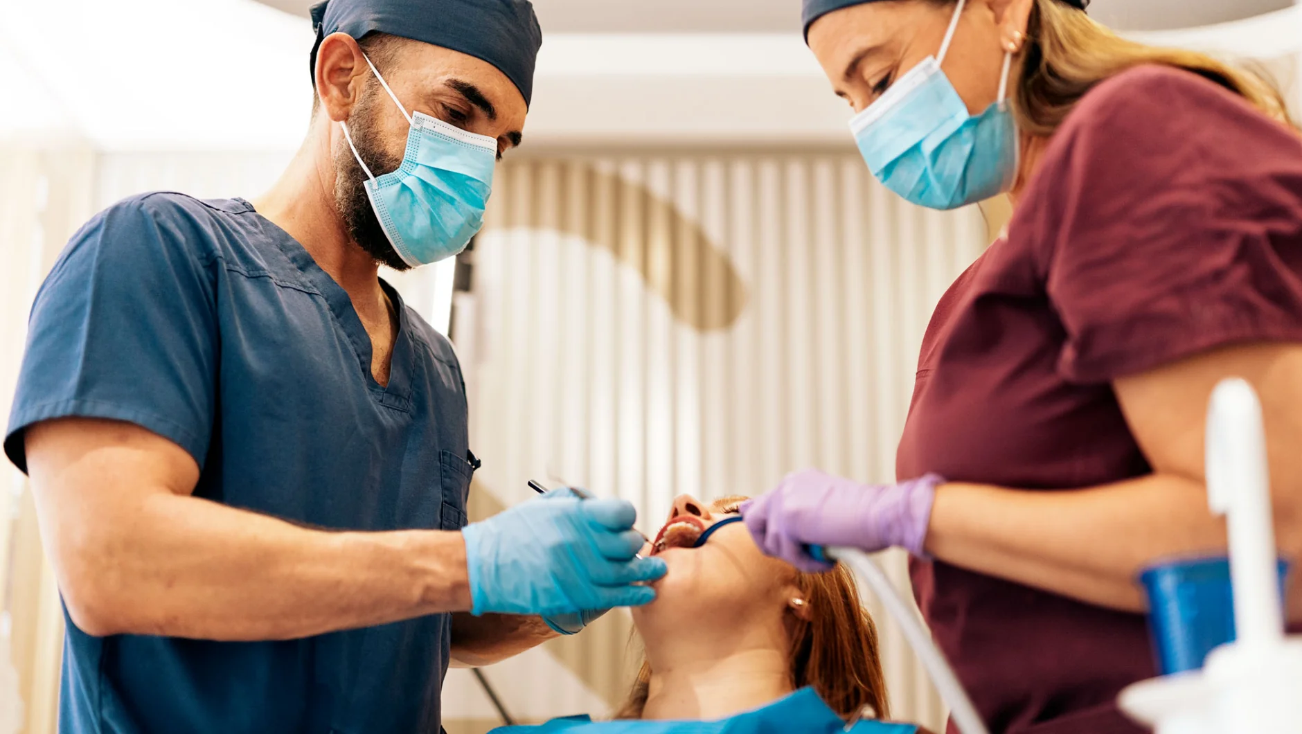 EasyClocking 50 RFID smart card time clock for fast contactless clocking